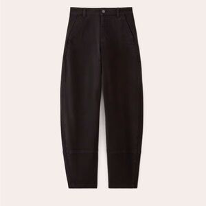 The Utility Barrel Pant—Black